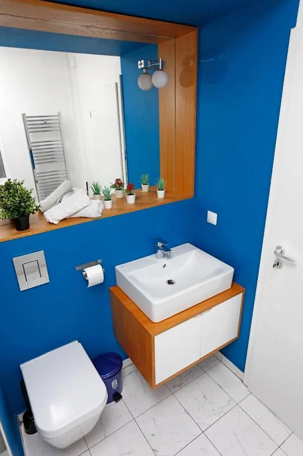 Platinum Apartment With 2 Bedrooms 布加勒斯特 0*,  罗马尼亚